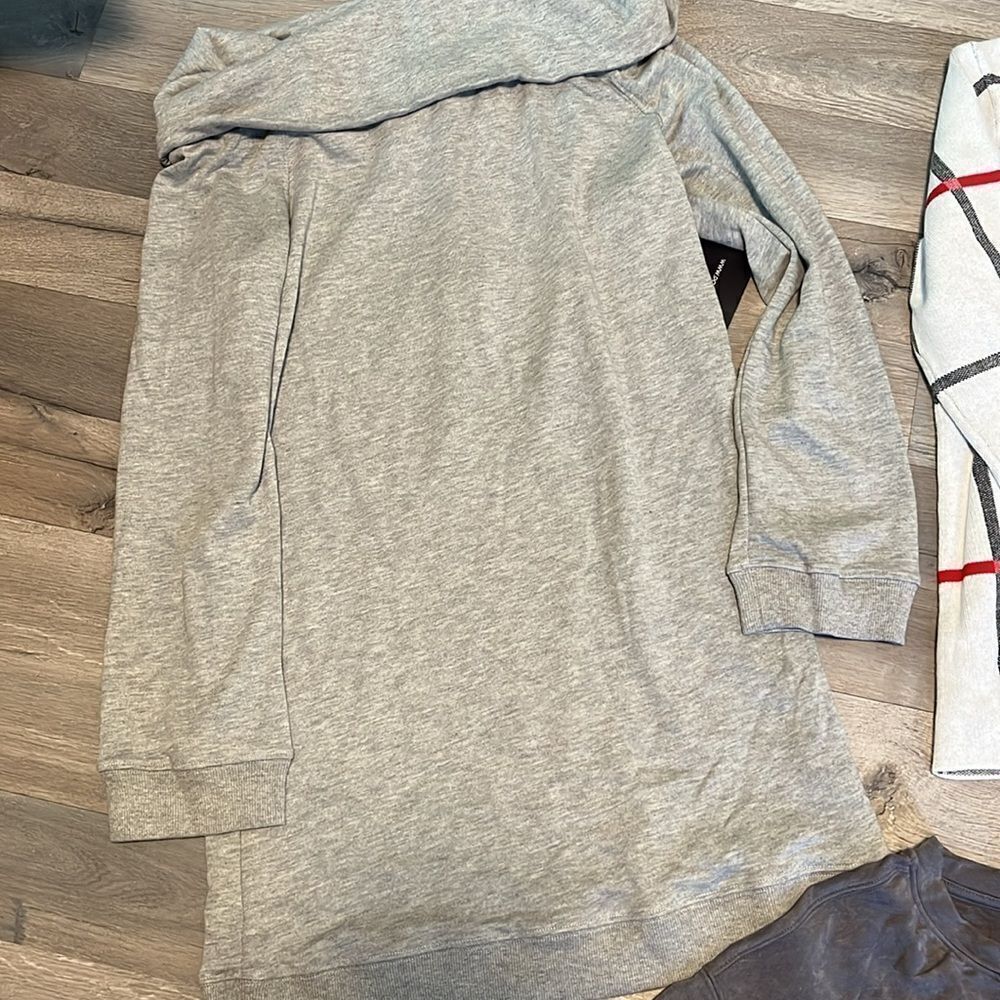 Ladies bundle  - Picture 3 of 4